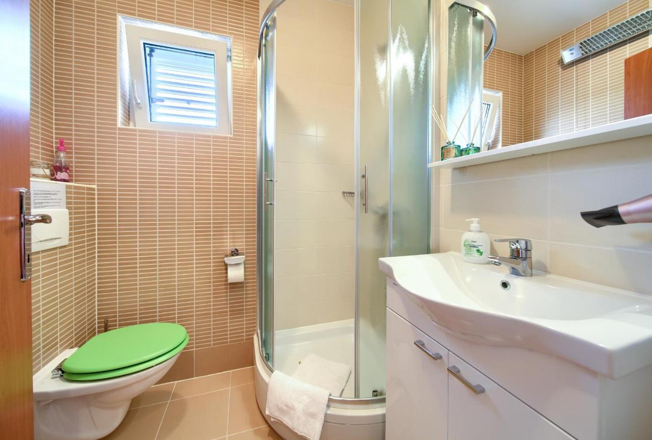 Apartments Ivica Krk Island Сило Экстерьер фото