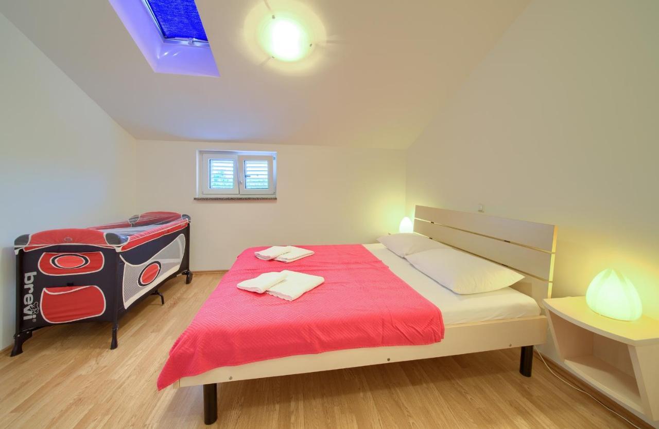 Apartments Ivica Krk Island Сило Экстерьер фото