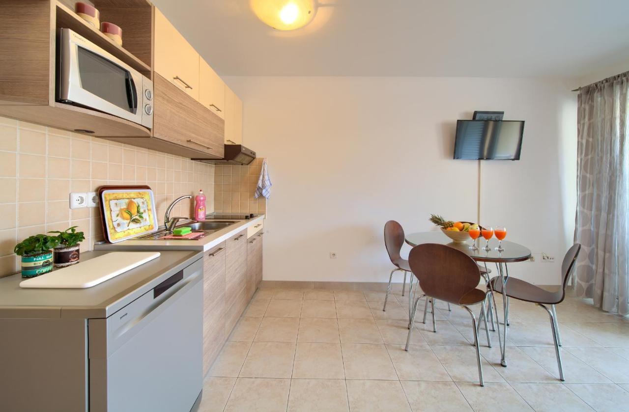 Apartments Ivica Krk Island Сило Экстерьер фото
